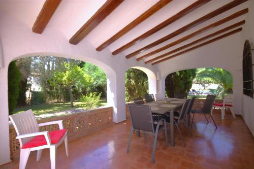 ระเบียง/ชานเรือน, Holiday Home La Cartuja in กลางเมืองคาเบีย