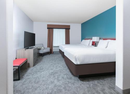 Comfort Suites Arlington - Entertainment District in Arlington, USA