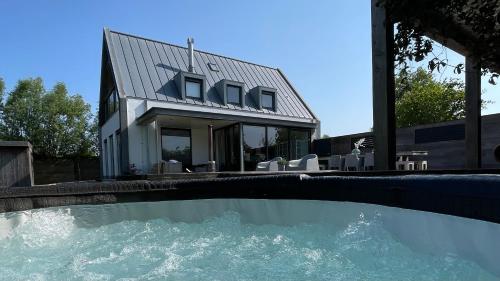 Villa M near Het Lange