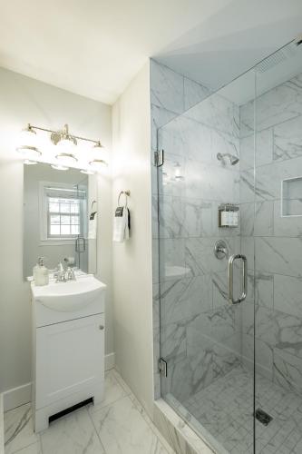 06 The Mollino Room - A PMI Scenic City Vacation Rental in Chattanooga, USA