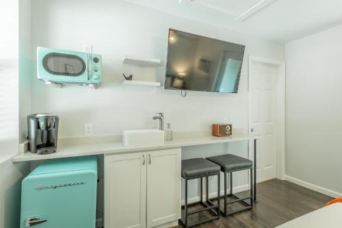 09 The Breuer Room - A PMI Scenic City Vacation Rental - image 3