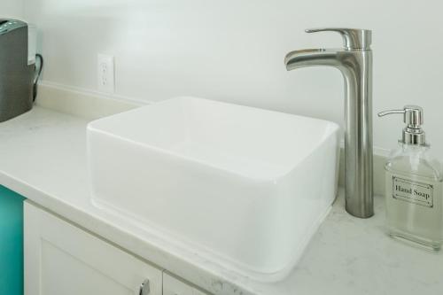 09 The Breuer Room - A PMI Scenic City Vacation Rental - image 6