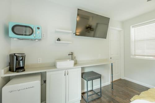 08 The Evans Room - A PMI Scenic City Vacation Rental in Chattanooga, USA