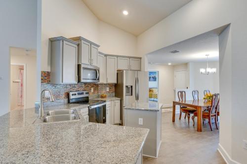 Peaceful Ponciana Getaway Near Theme Parks! in Poinciana, USA