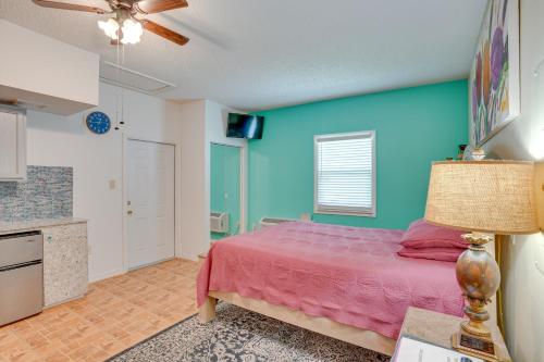 Cozy Kissimmee Studio Near Disney Theme Parks in Kissimmee, USA