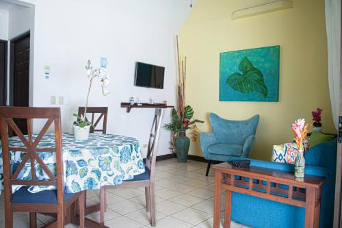 2 bedrooms, 3 beds