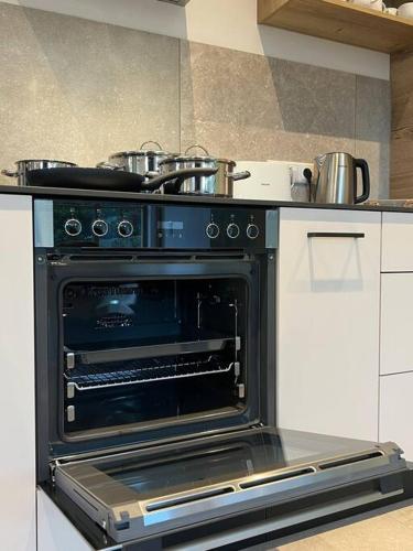 4YOUnic Billard * 2 BR * 75-Zoll TV * Boxspringbett in Glonn