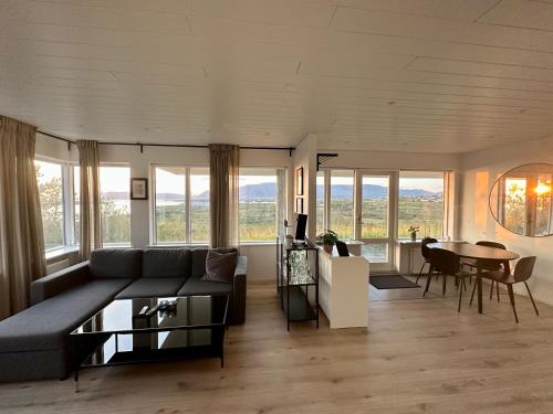 B&B Reykjavik - Charming 1-bedroom condo with stunning view - Bed and Breakfast Reykjavik