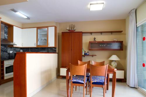 Albert Family Apartments - image 8