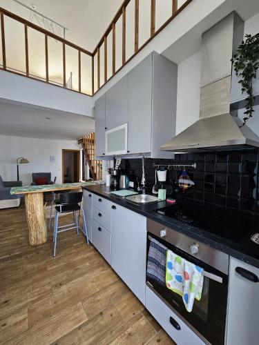 ห้องครัว, Casa da Canada da Fajã (Casa da Canada da Faja) in เฟเตย์รา