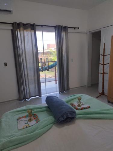 Apartamento Lua 3 - Quarto e Sala com Varanda e cozinha americana na praia do preá-Ce