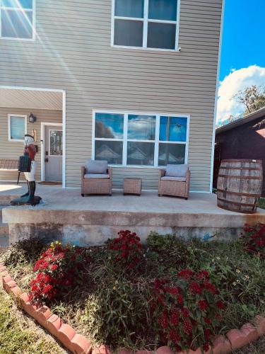 Derby/Bourbon Trail 4BR Pool Table Villa in Louisville, USA