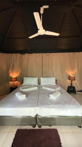 1 twin bed