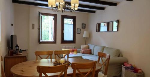 El Boj AVAIRENT Canfranc Pueblo - Apartment - Canfranc