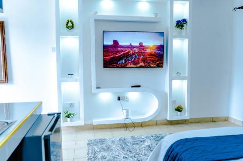 Serene Bliss Studio - Diani - Tap to explore photos