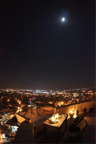 Hotel Garh Jaisal near Patwa-ki-Haveli