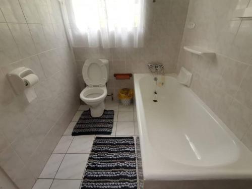 Tugela Mouth Sea View Guest House (Sleeps 8)