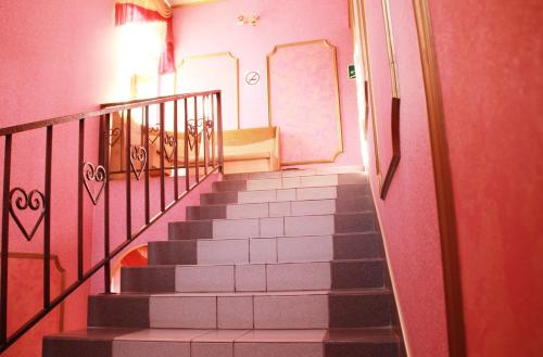 Uyut Hotel