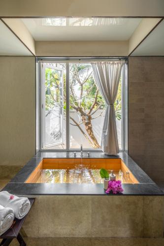 LohonoStays Villa Amber by Lohono Stays - image 4