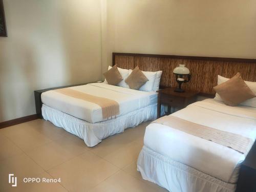 1 queen bed