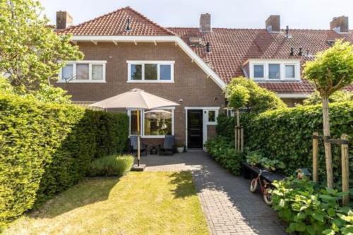Beautiful house close to Amsterdam Beach and Haarlem