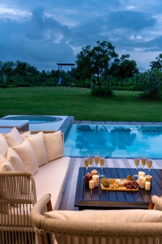 LohonoStays RiyuVann Estate - image 3