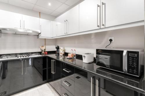 4 Bedroom Apartment with Private Terrace in Business Bay, Dubai (Foto 10)