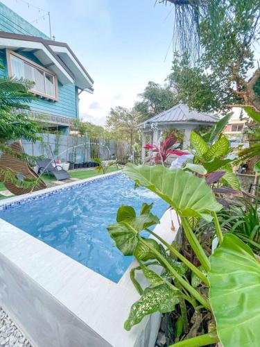 Refreshing Retreat: Tagaytay House with Pool