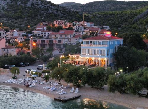 Villa Mediterana - image 11