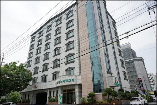 Hotel New Evergreen - Фото 1