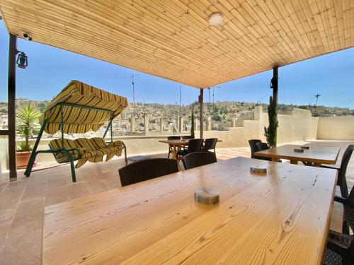 Villa Mira Guesthouse 1 - Downtown Central Amman - AL DIYRIH - image 2