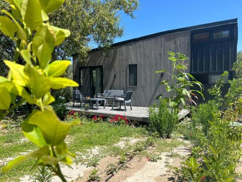 Tiny House Framed by Nature near Sea in Karaburun - Location saisonnière - Izmir