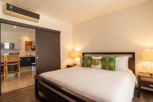 Roble Sabana 404 Luxury Apartment Adults Only - Reserva Conchal photo 4