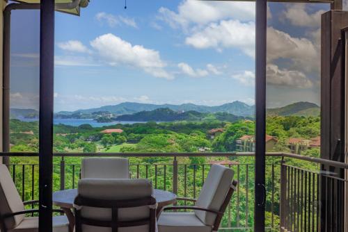 Roble Sabana 404 Luxury Apartment Adults Only - Reserva Conchal photo 2