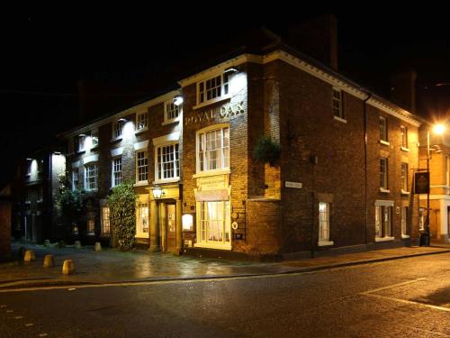 The Royal Oak Hotel, Welshpool, Mid Wales