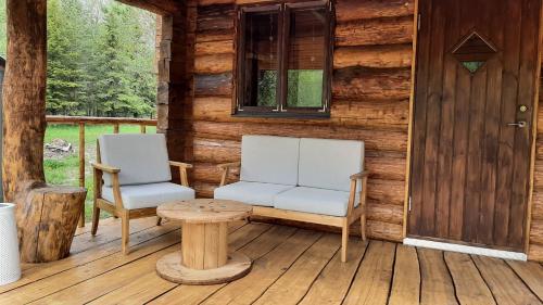 Erkély/terasz, Raistiko sauna cabin / Raistiko saunamaja in Viljandimaa