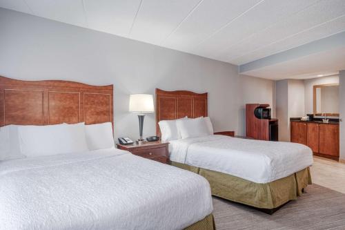 Hampton Inn Baltimore/White Marsh - image 10