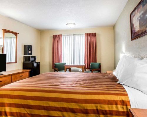 Rodeway Inn San Clemente Beach - image 9