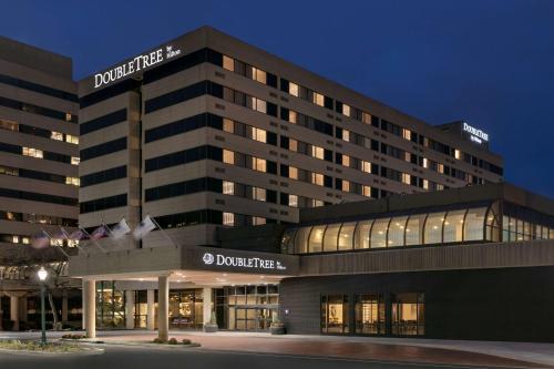 DoubleTree by Hilton Canton Downtown - Hotel - Canton
