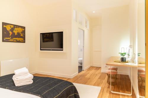 Three-Bedroom Apartment image 3