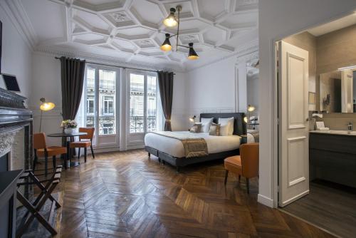Vestay George V – Paris, TX