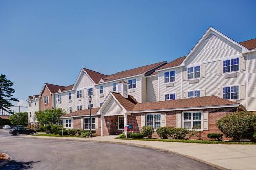 TownePlace Suites by Marriott Manchester-Boston Regional Airport