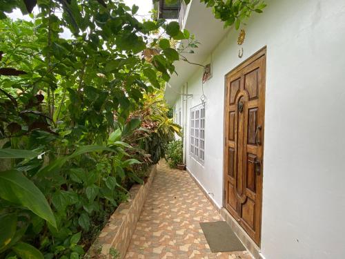 Hibiscus Home Stay & Boutique