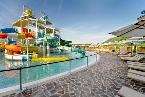 水上樂園, Hotel Terme Jezercica in 下斯圖比察