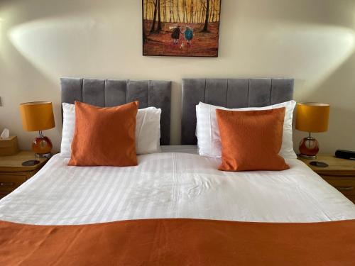 The Red Lion Hotel image 75