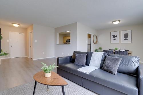 Amazing 1BR Apartment at Crystal City With Gym in Arlington, USA