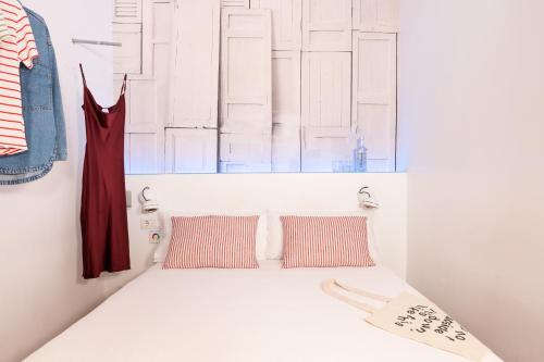 Chic & Basic Tallers Hostal - image 8