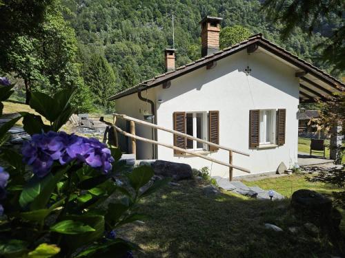 Verzasca: Casa Sonia