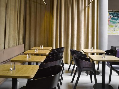 ザ アイコン ホテル アンド ラウンジ