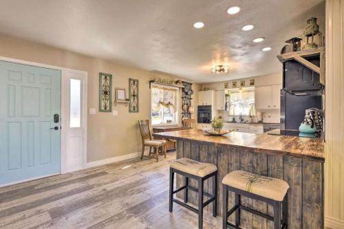 Køkken, Stunning highly sought house w/ river access nearby in Dolores (CO)